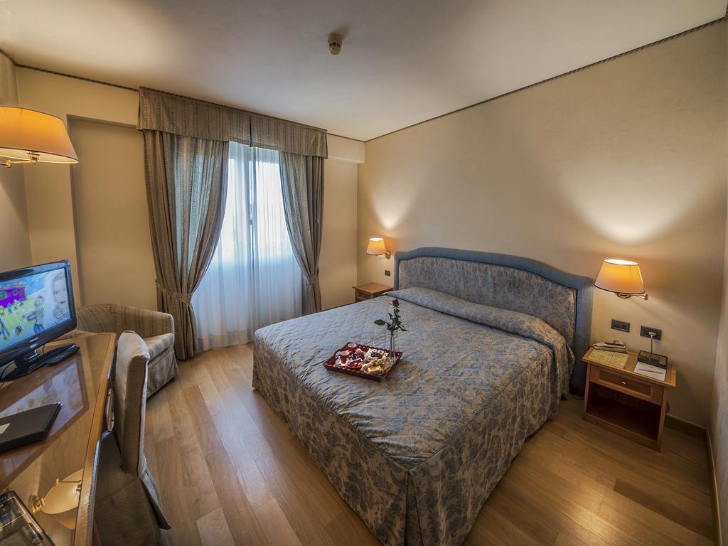 Hotel Valdarno Montevarchi Esterno foto