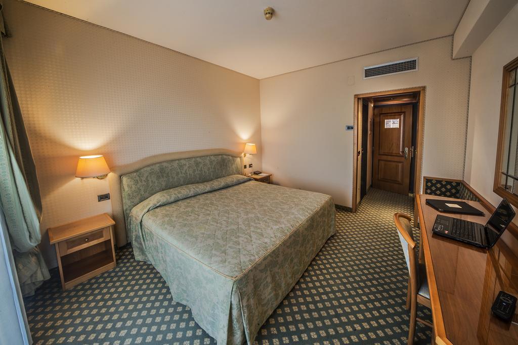 Hotel Valdarno Montevarchi Esterno foto